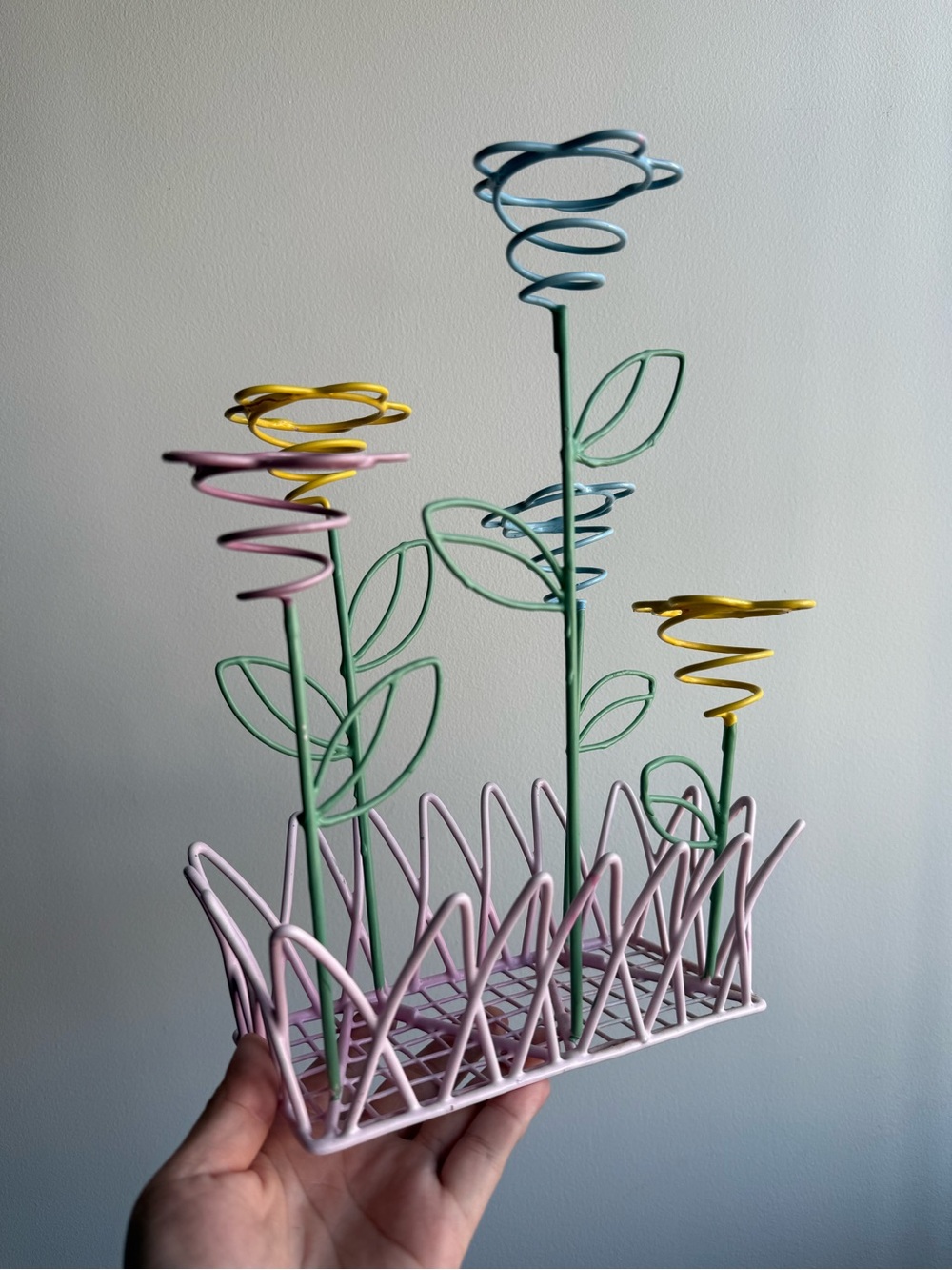 Springtime 00s Pastel Spiral Metal Garden Home Decor 12" Tealight Candle Holder